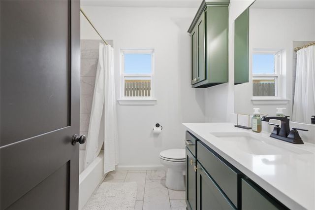 18437 Austin Place, Edmond, OK 73012