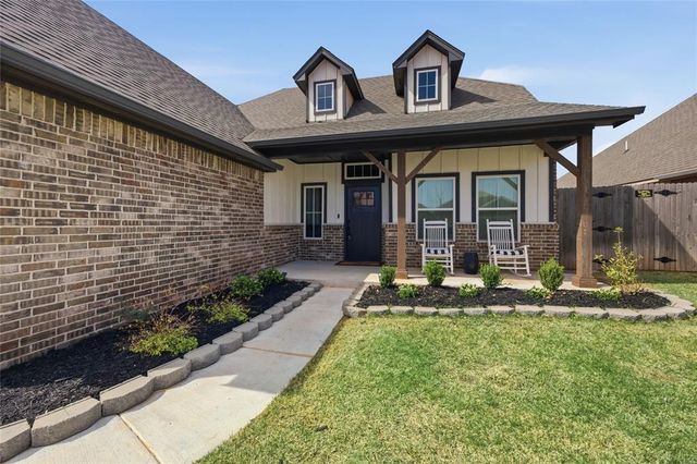 18437 Austin Place, Edmond, OK 73012