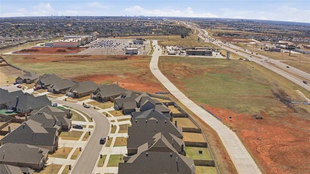 18437 Austin Place, Edmond, OK 73012