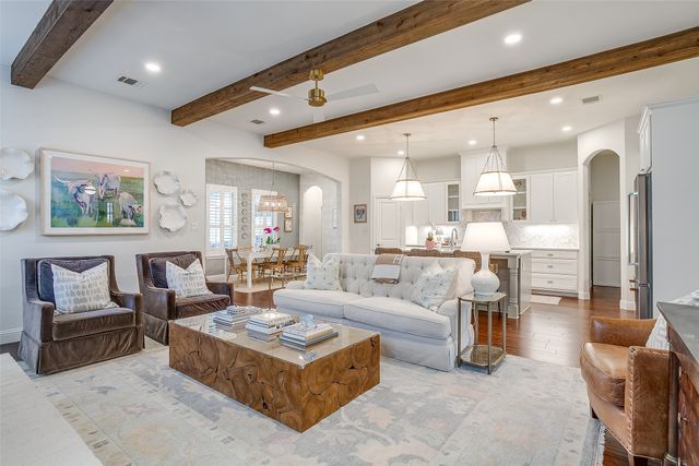 560 Point Vista Drive, Aledo, TX 76008