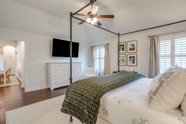 560 Point Vista Drive, Aledo, TX 76008