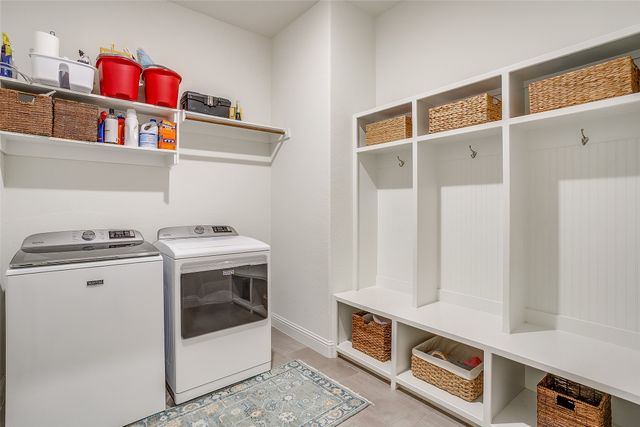 560 Point Vista Drive, Aledo, TX 76008