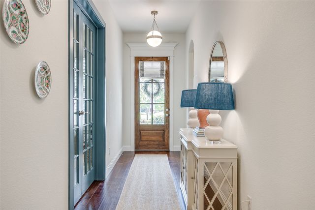 560 Point Vista Drive, Aledo, TX 76008