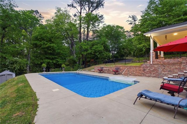 513 E 11th Street SE, Rome, GA 30161