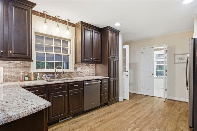 513 E 11th Street SE, Rome, GA 30161