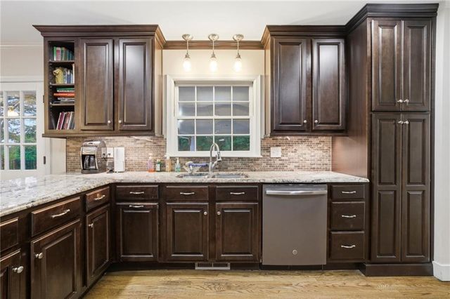 513 E 11th Street SE, Rome, GA 30161