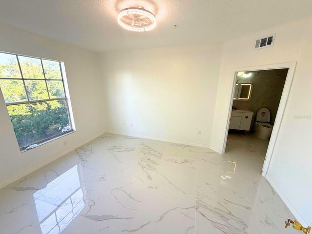 5560 METROWEST BLVD 308, Orlando, FL 32811