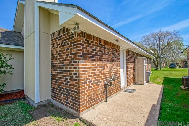 1305 Asphodel Dr, St Gabriel, LA 70776
