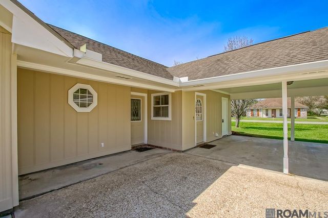 1305 Asphodel Dr, St Gabriel, LA 70776