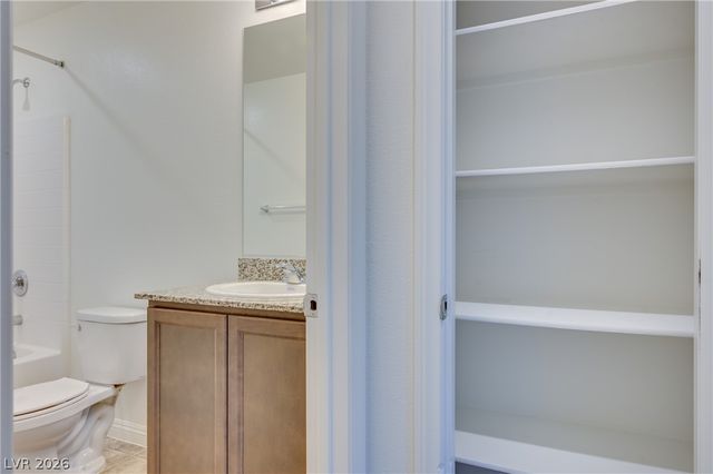 5202 Dubris Drive, Las Vegas, NV 89115