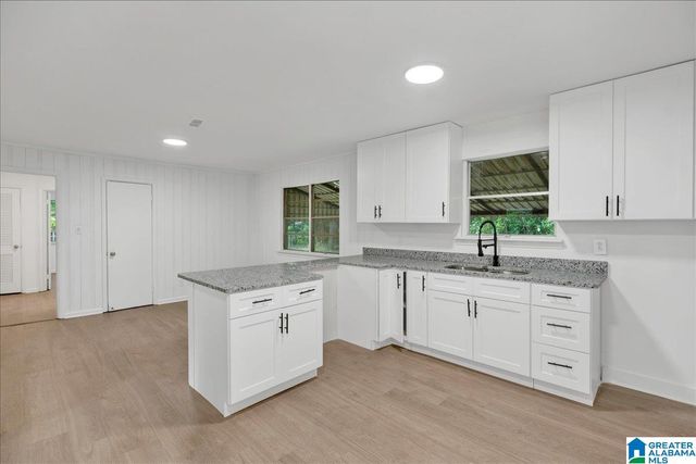 940 NELSON PLACE, Birmingham, AL 35215