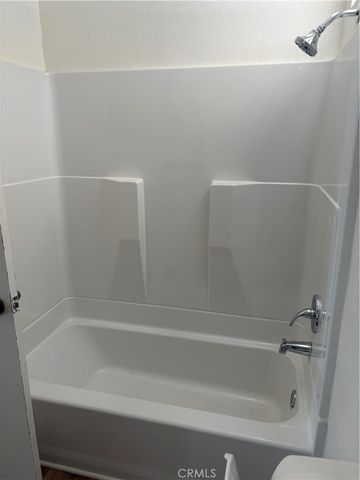 20726 Seine, Lakewood, CA 90715