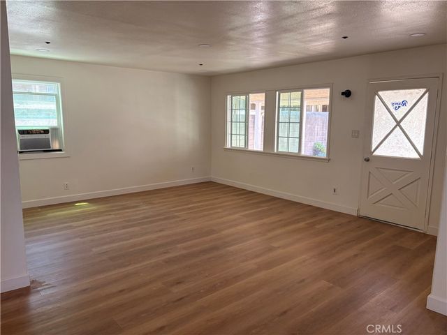 20726 Seine, Lakewood, CA 90715