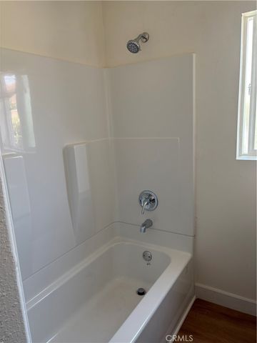 20726 Seine, Lakewood, CA 90715