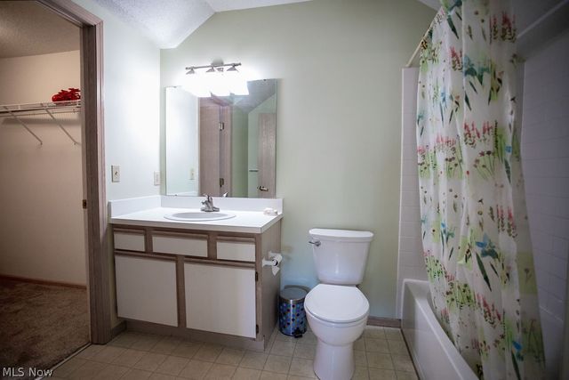 695 E Western Reserve Road, Poland, OH 44514
