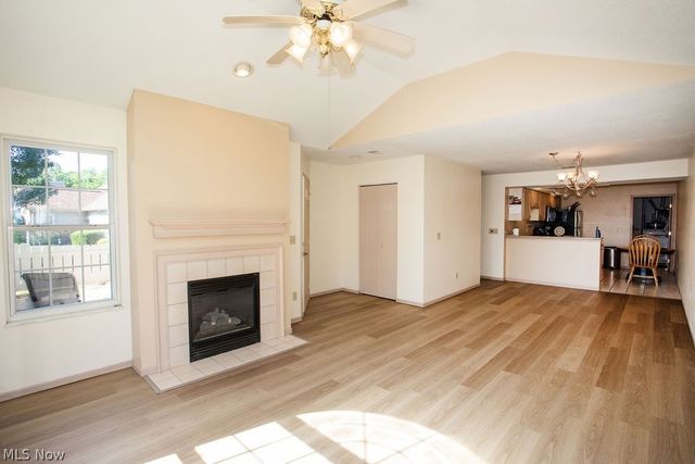 695 E Western Reserve Road, Poland, OH 44514