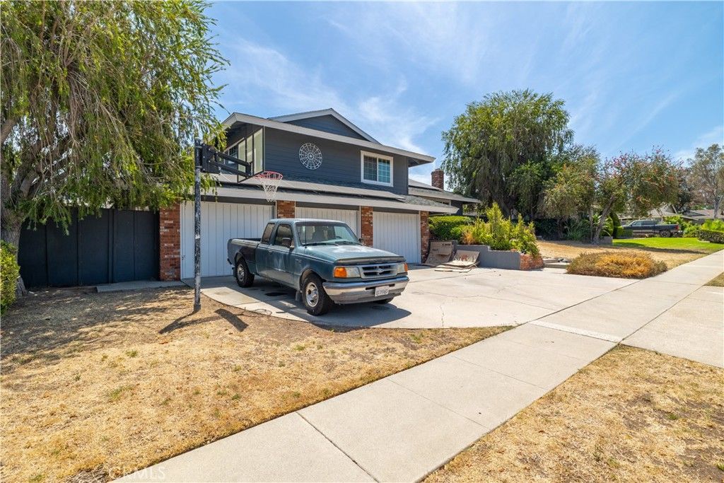 1871 Garretson, Corona, CA 92879 — photo 2