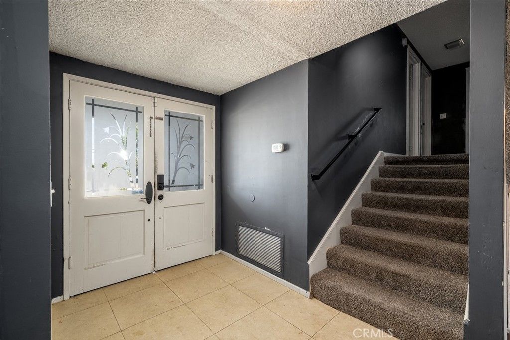 1871 Garretson, Corona, CA 92879 — photo 5