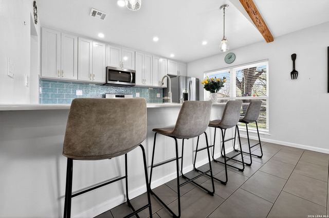 6522 Waterfall, San Antonio, TX 78239