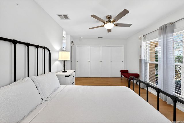 6522 Waterfall, San Antonio, TX 78239