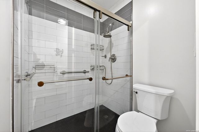 6522 Waterfall, San Antonio, TX 78239