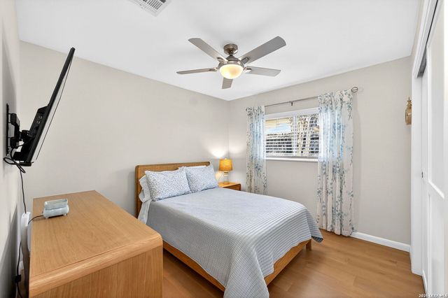 6522 Waterfall, San Antonio, TX 78239