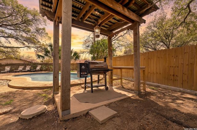 6522 Waterfall, San Antonio, TX 78239