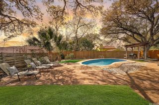 6522 Waterfall, San Antonio, TX 78239
