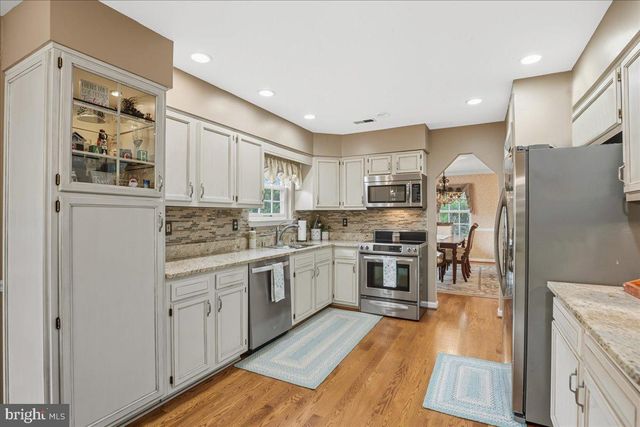 694 PONDS WOOD RD, Huntingtown, MD 20639