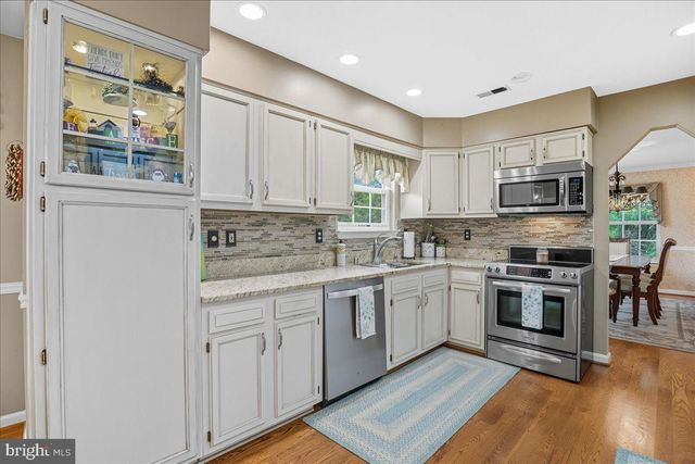 694 PONDS WOOD RD, Huntingtown, MD 20639