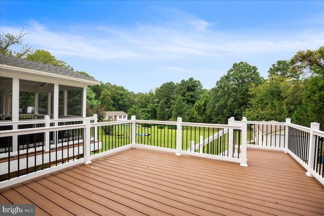 694 PONDS WOOD RD, Huntingtown, MD 20639