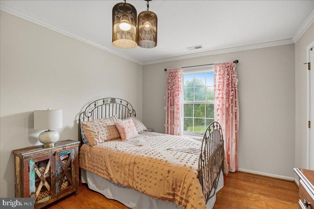 694 PONDS WOOD RD, Huntingtown, MD 20639