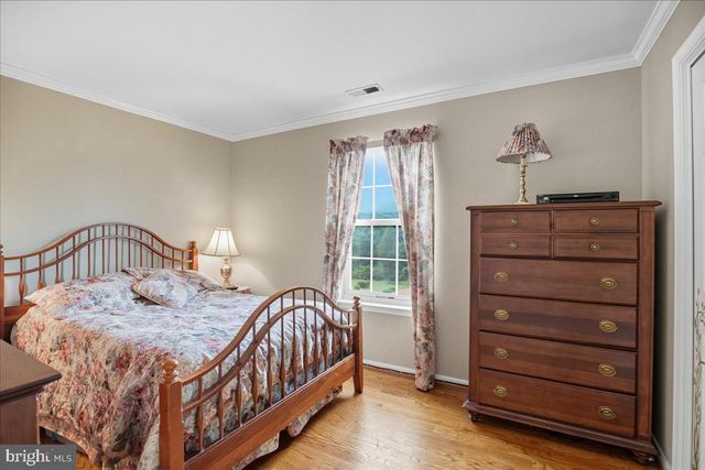 694 PONDS WOOD RD, Huntingtown, MD 20639