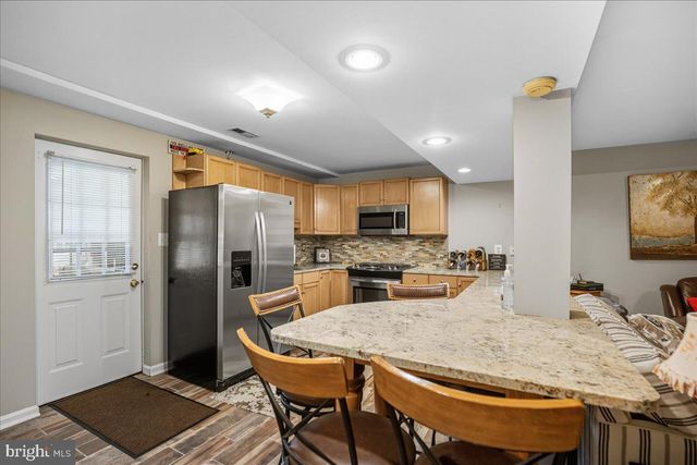 694 PONDS WOOD RD, Huntingtown, MD 20639