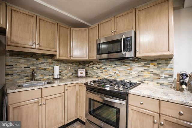 694 PONDS WOOD RD, Huntingtown, MD 20639