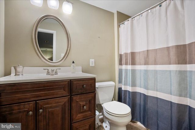 694 PONDS WOOD RD, Huntingtown, MD 20639