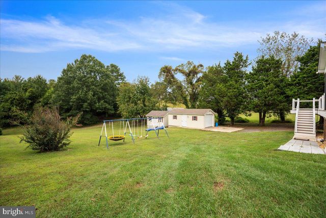 694 PONDS WOOD RD, Huntingtown, MD 20639