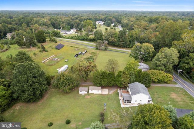 694 PONDS WOOD RD, Huntingtown, MD 20639