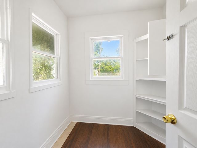 707 W Brooklyn Avenue, Dallas, TX 75208
