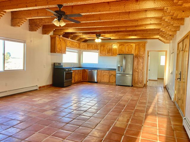 493 Calle Palomita Court, Taos, NM 87571