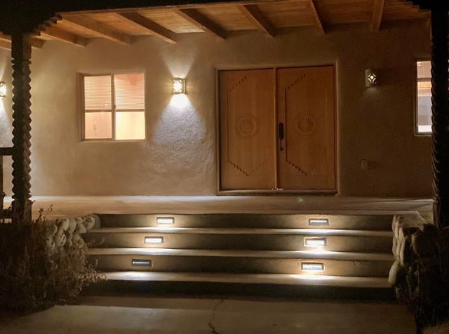 493 Calle Palomita Court, Taos, NM 87571