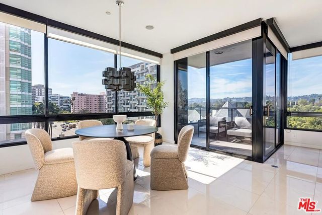 10350 Wilshire Boulevard 702, Los Angeles, CA 90024