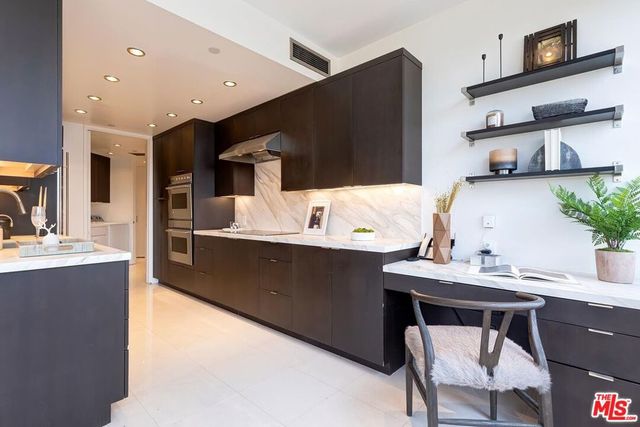 10350 Wilshire Boulevard 702, Los Angeles, CA 90024