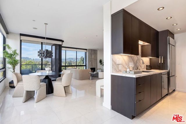 10350 Wilshire Boulevard 702, Los Angeles, CA 90024