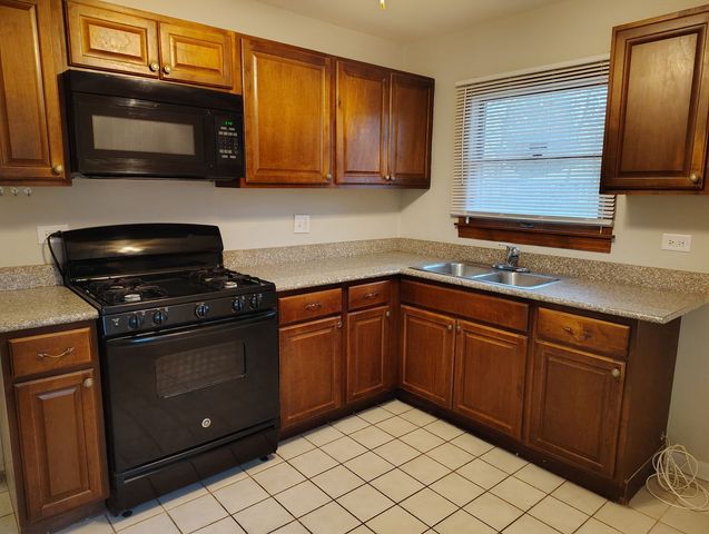 254 Blackhawk Drive, Park Forest, IL 60466
