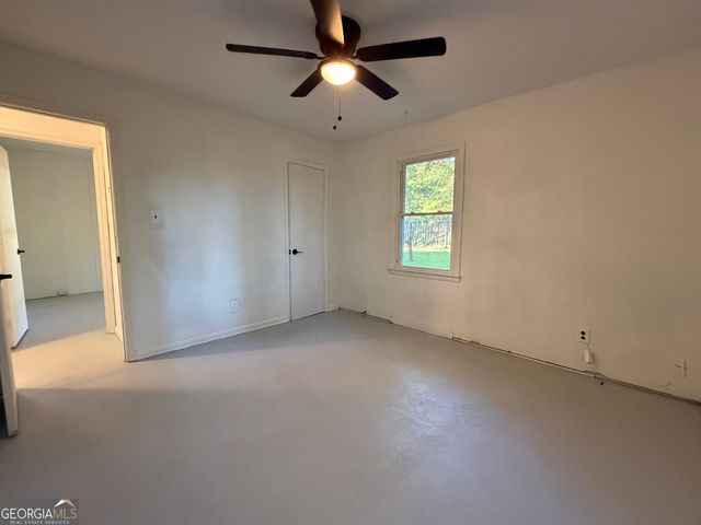 121 S Elm Street, East Dublin, GA 31027