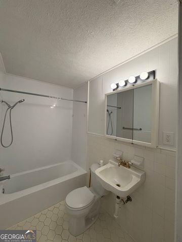 121 S Elm Street, East Dublin, GA 31027