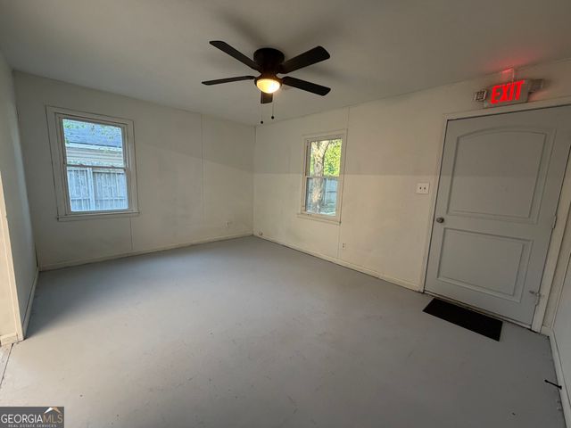 121 S Elm Street, East Dublin, GA 31027