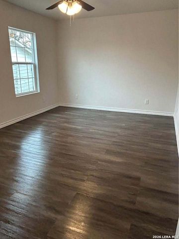 543 Hot Wells, San Antonio, TX 78223