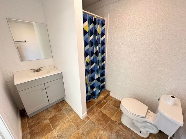 23548 Lawrence 1090, Monett, MO 65708